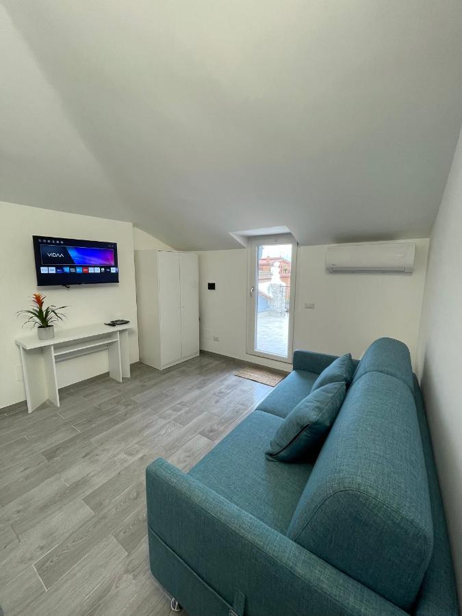 Minu, The Tiny House! Apartment Rome Exterior photo